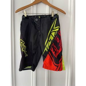 Troy Lee designs boys sprint black yellow red shorts size 24/10